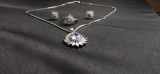 Elegant Pendant Set