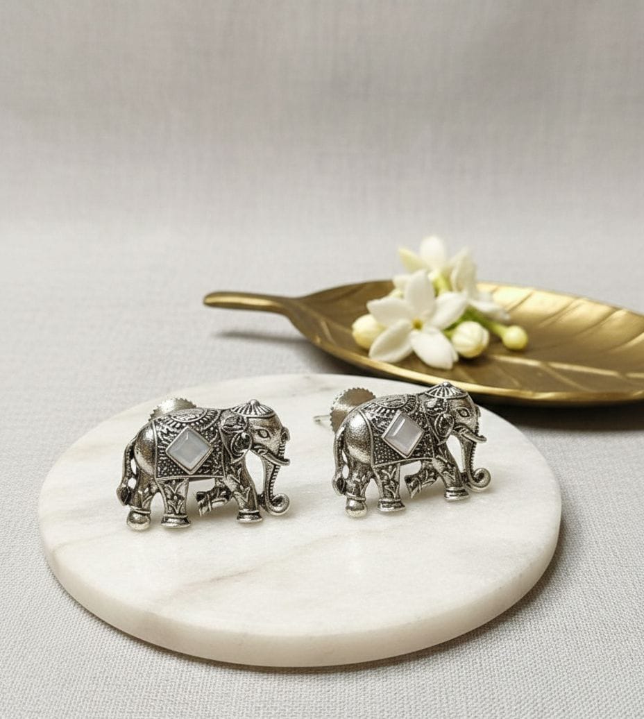 Mahroosh-Silver Elephant Stud Earing