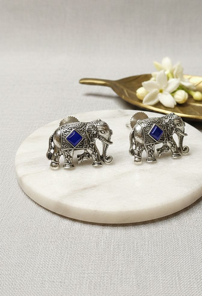 Mahroosh-Silver Elephant Stud Earing