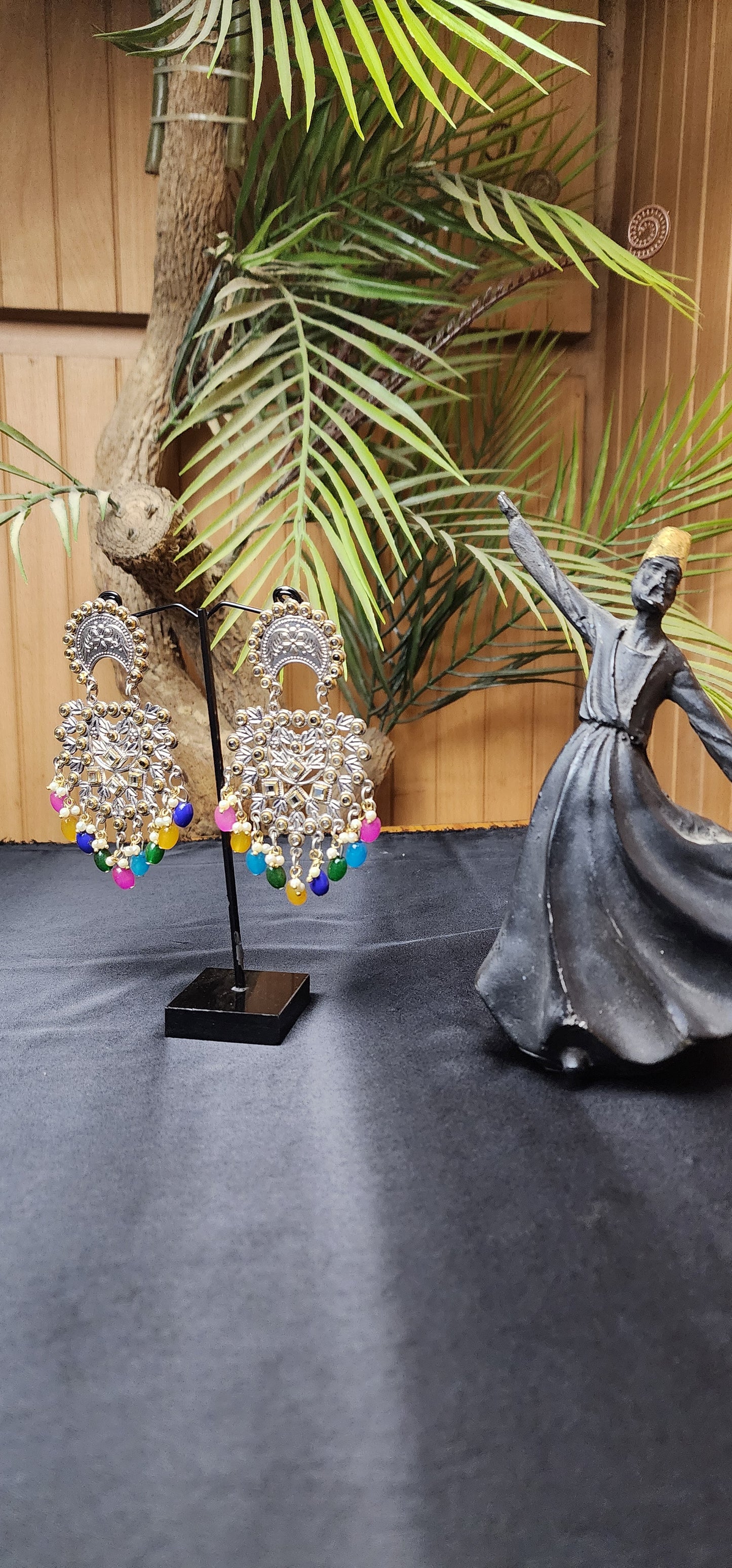 MULTI COLOUR STONE EAR RINGS