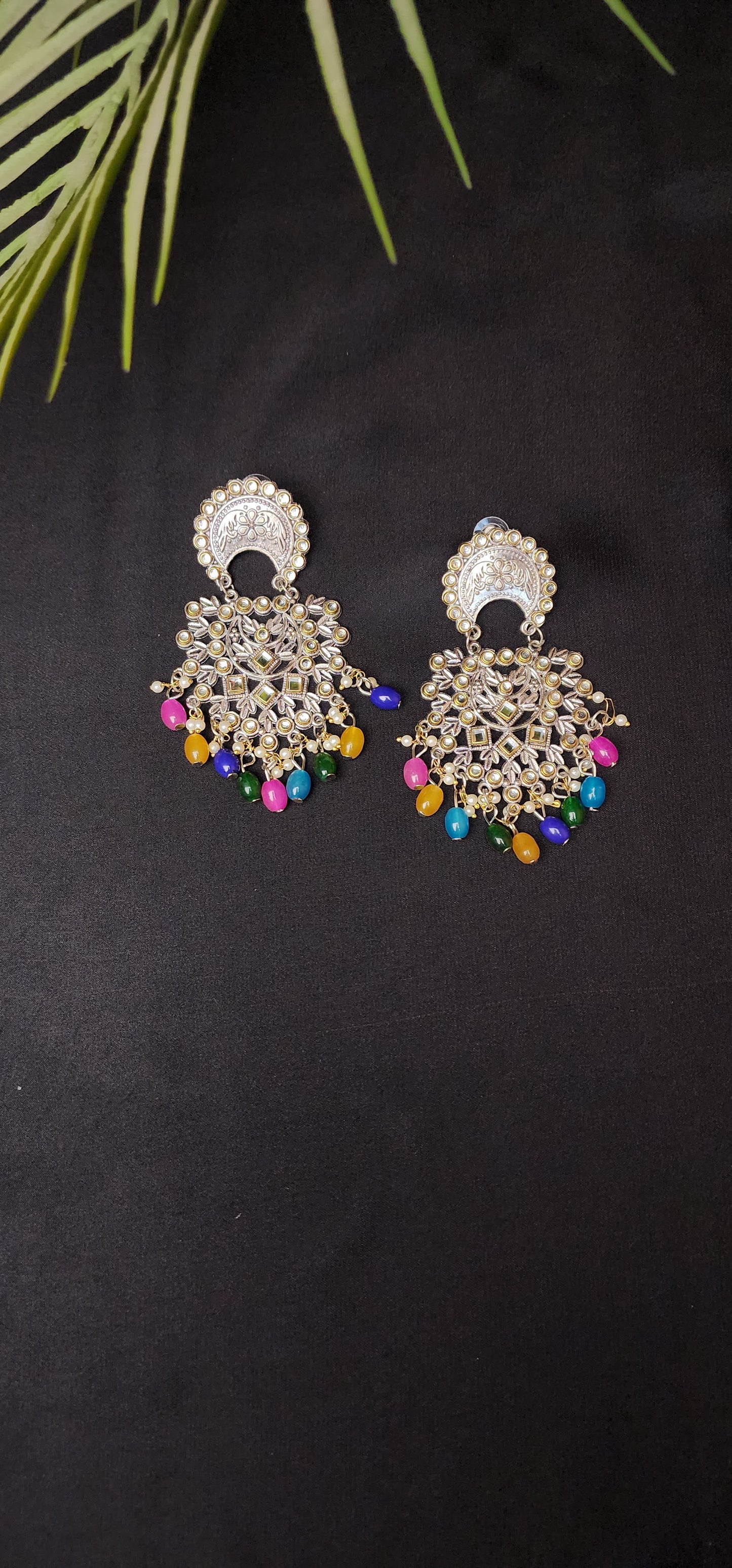 MULTI COLOUR STONE EAR RINGS