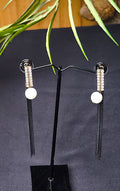 STONE CHAIN PEARL EARRRINGS