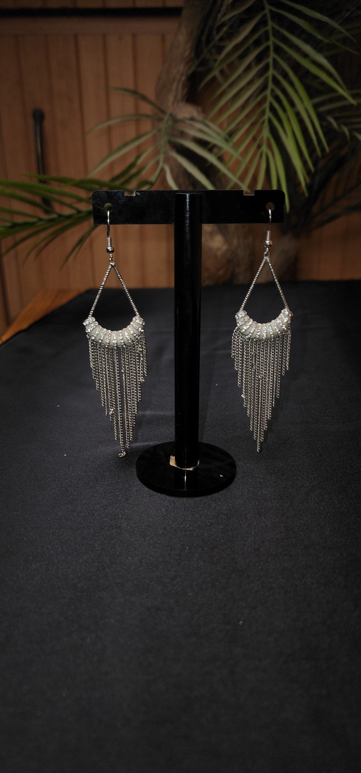 STONE CHAIN EARRINGS