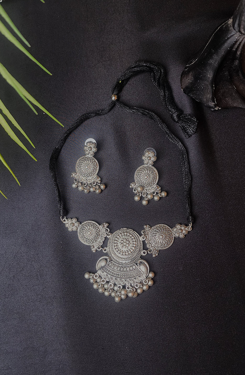 Oxidized 3-Piece Earring & Necklace Set