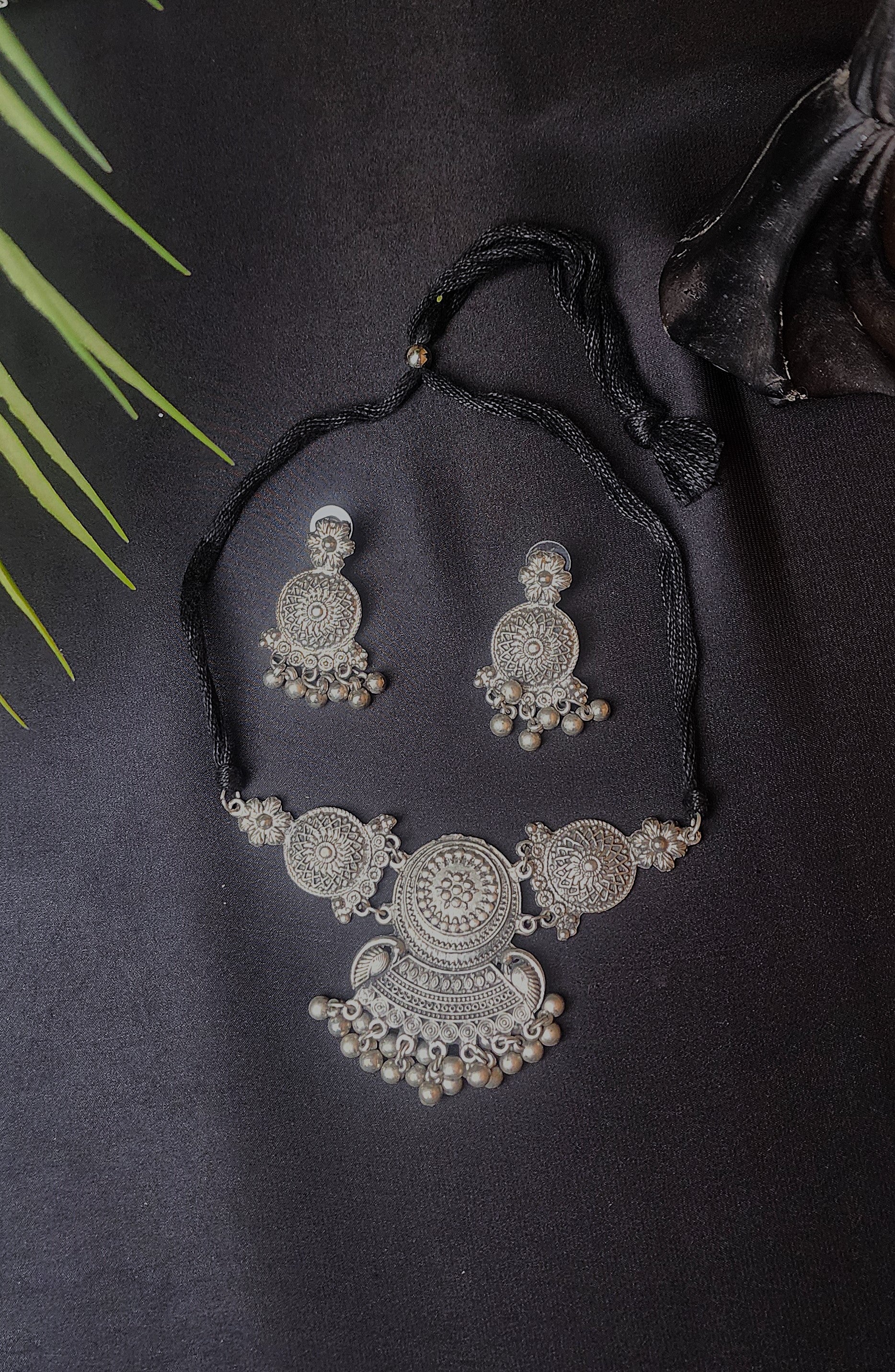 Oxidized 3-Piece Earring & Necklace Set