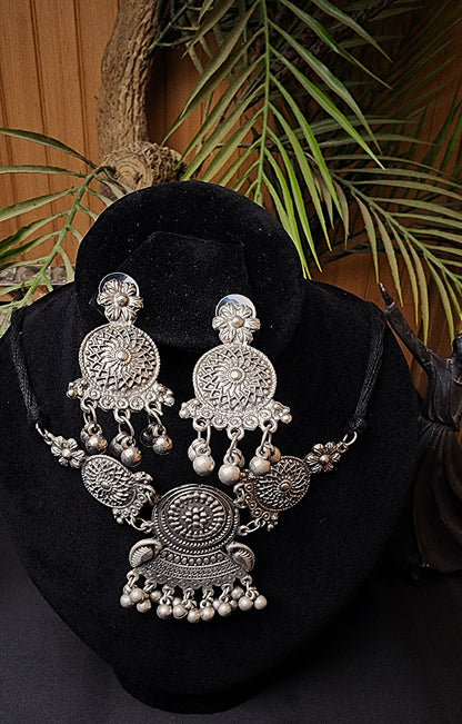 Oxidized 3-Piece Earring & Necklace Set