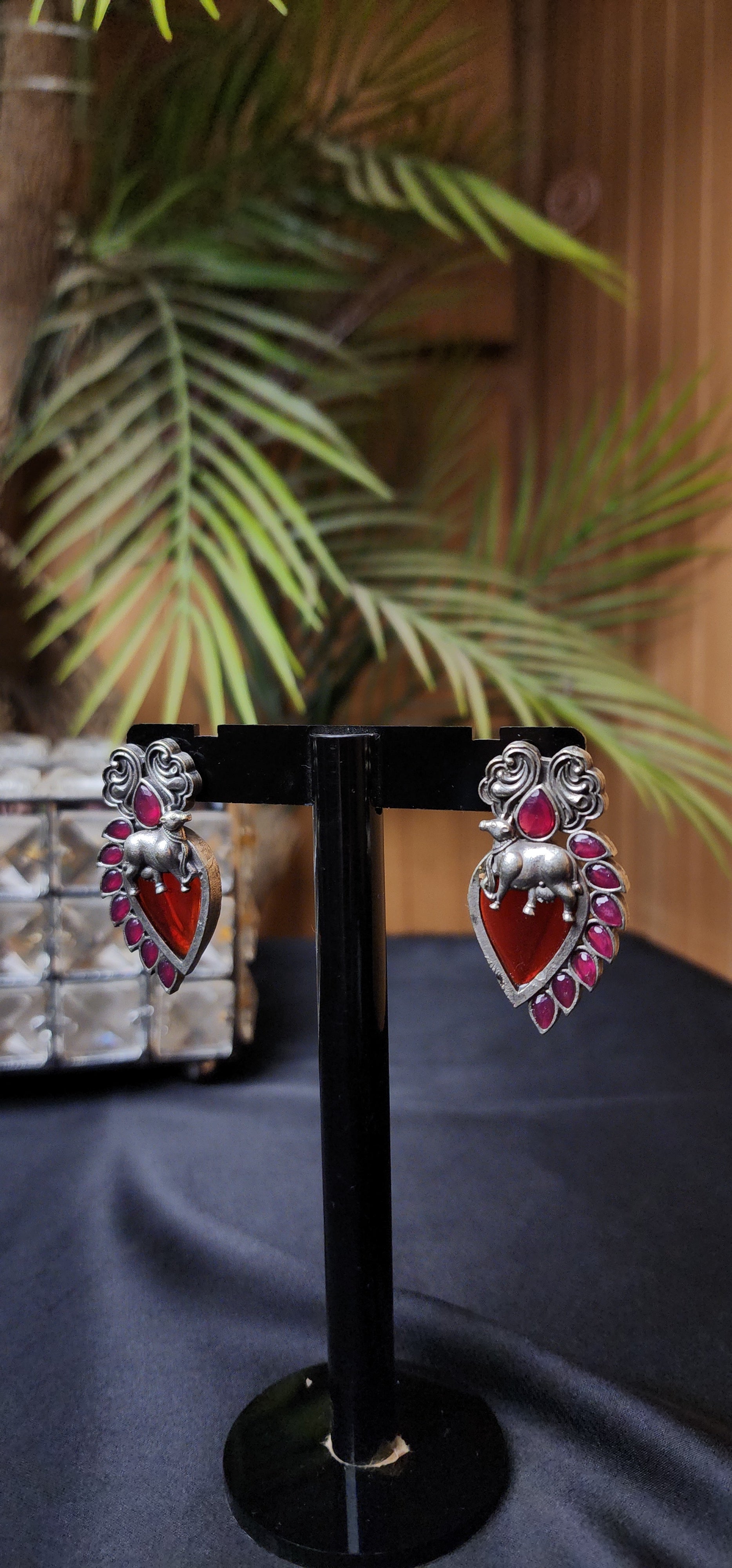 ❤️🐘 Red Elephant Heart Stone Earrings