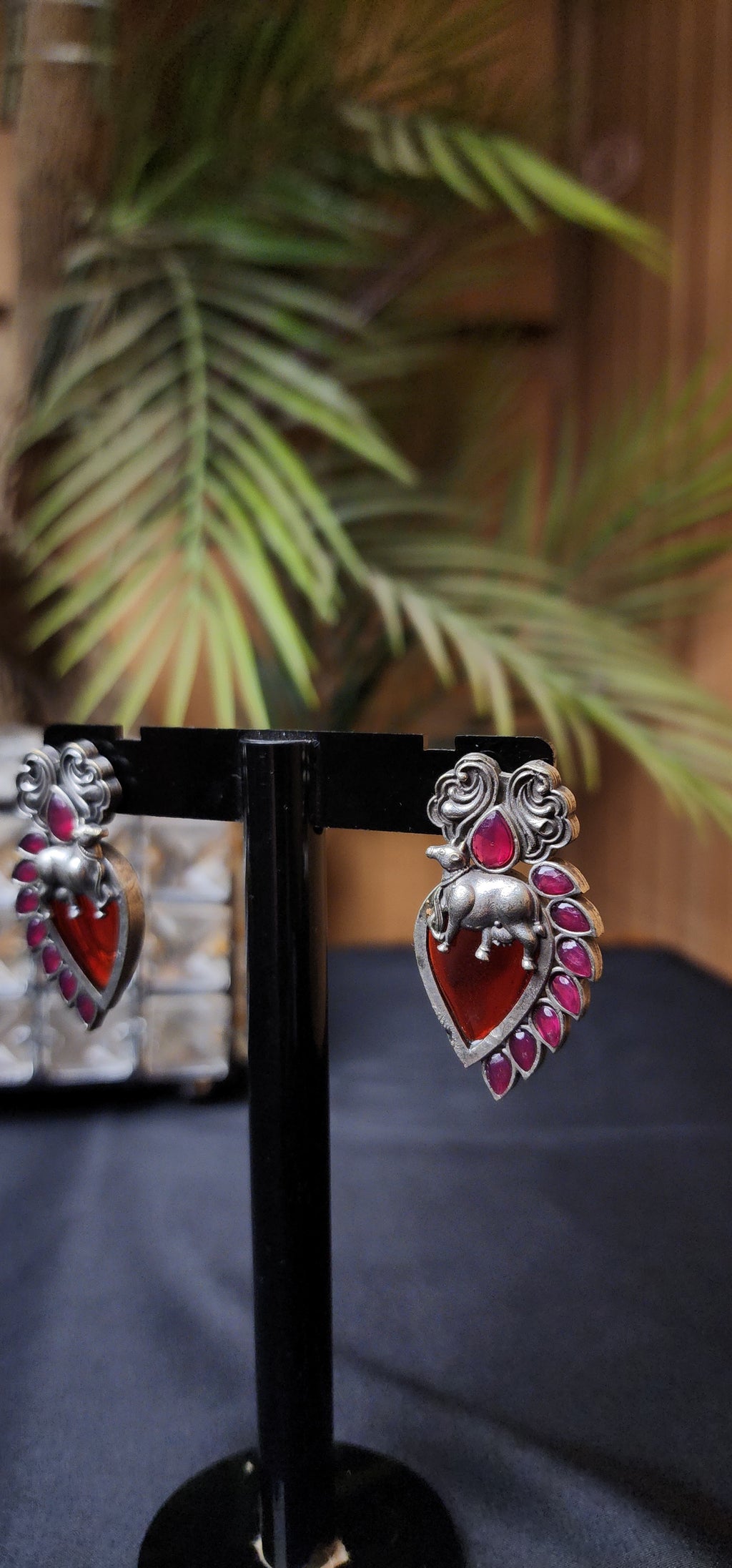 ❤️🐘 Red Elephant Heart Stone Earrings