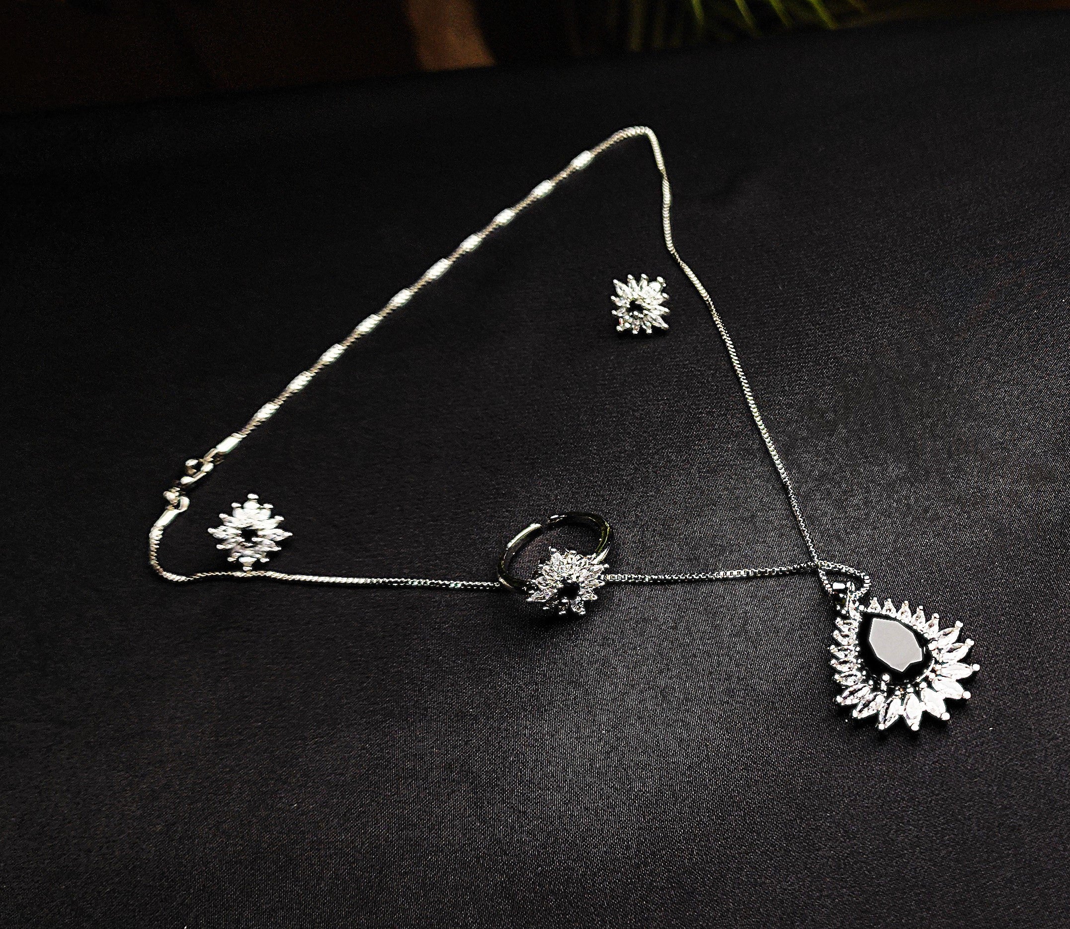 Black stone Inside Silver Zircon Outside Pendant Set with 2 Earrings