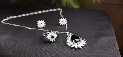 Black stone Inside Silver Zircon Outside Pendant Set with 2 Earrings