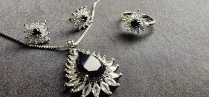 Black stone Inside Silver Zircon Outside Pendant Set with 2 Earrings