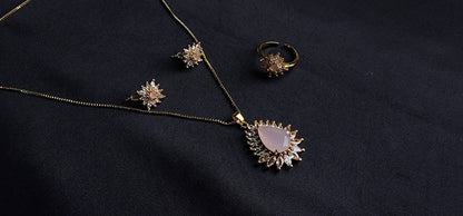 Pink Stone Big & Side Champagne Stone Outside 3-Piece Pendant Set