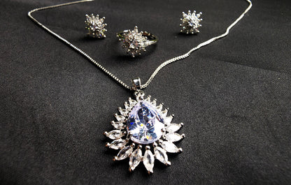 Elegant Pendant Set
