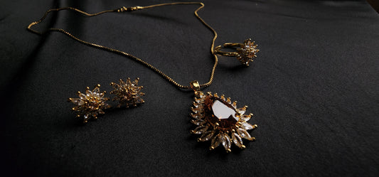 Elegant Pendant Set