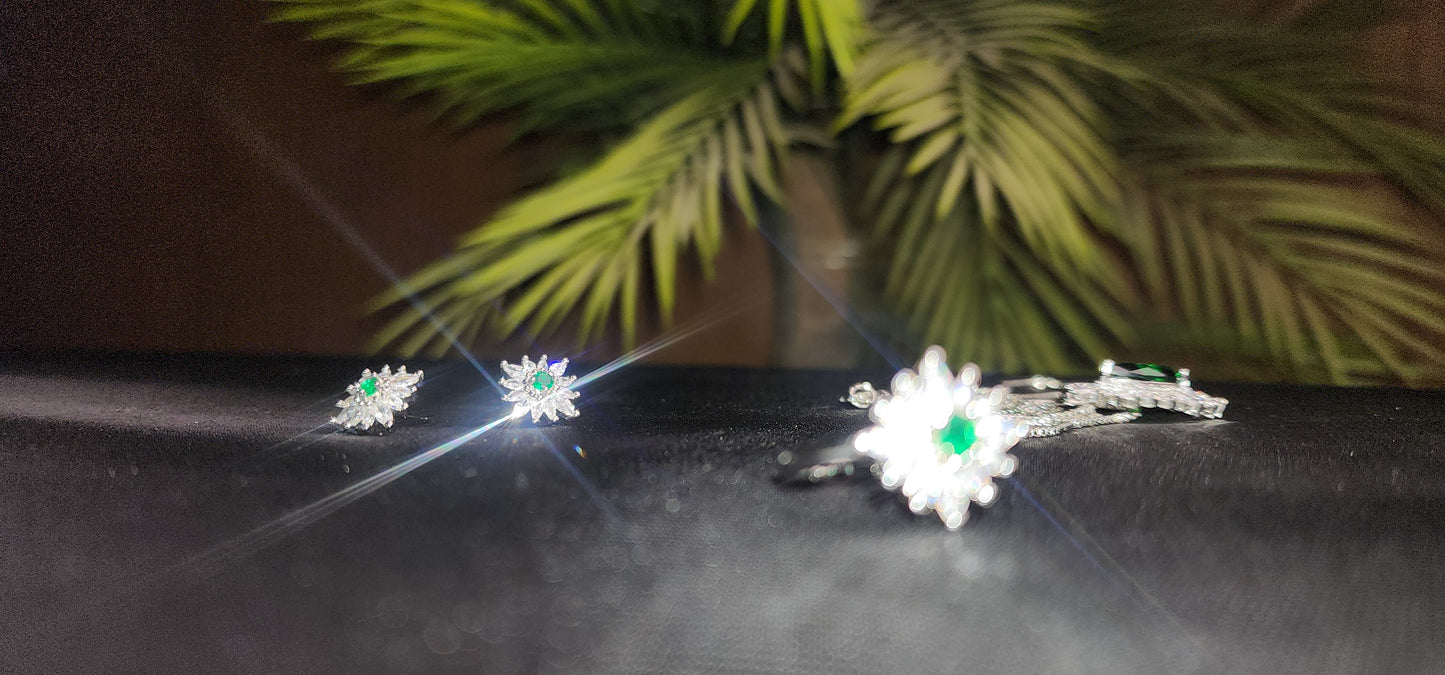 Green Big Size Diamond Style Stone Inside  Pendant Set