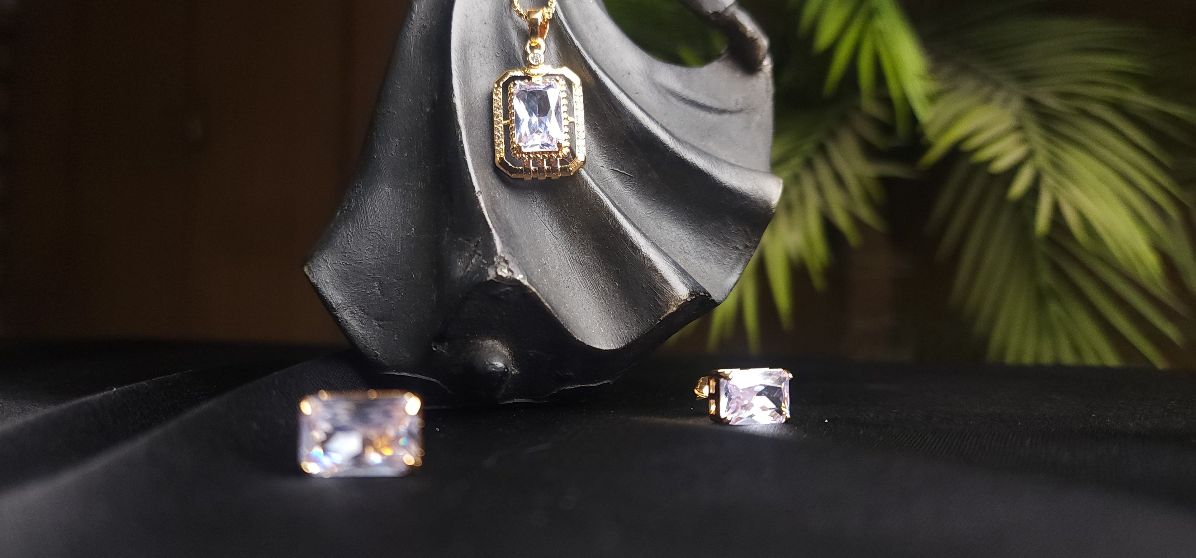 3 Piece BEAUTFULL Pendant Set