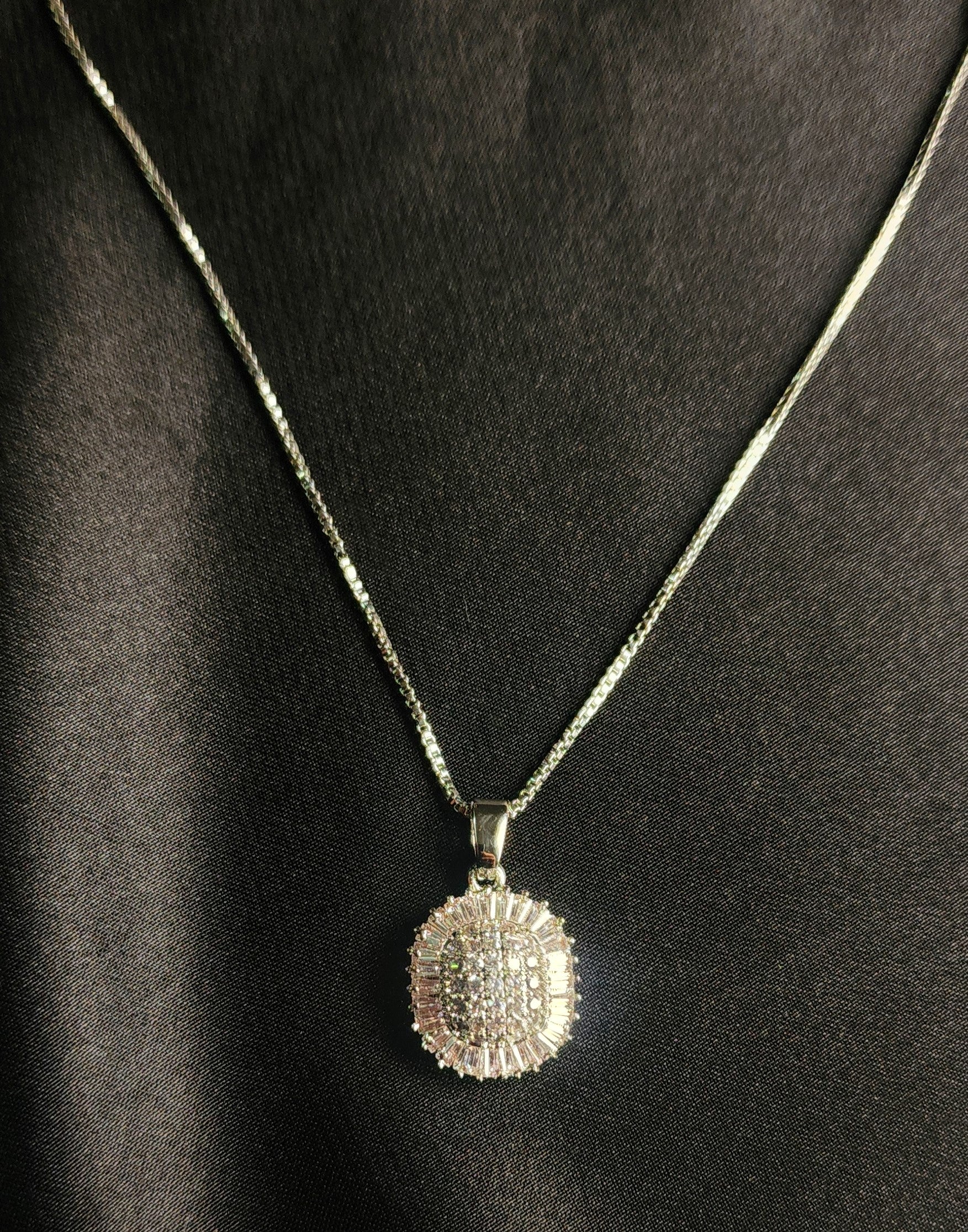 Full Stone Pendant Set