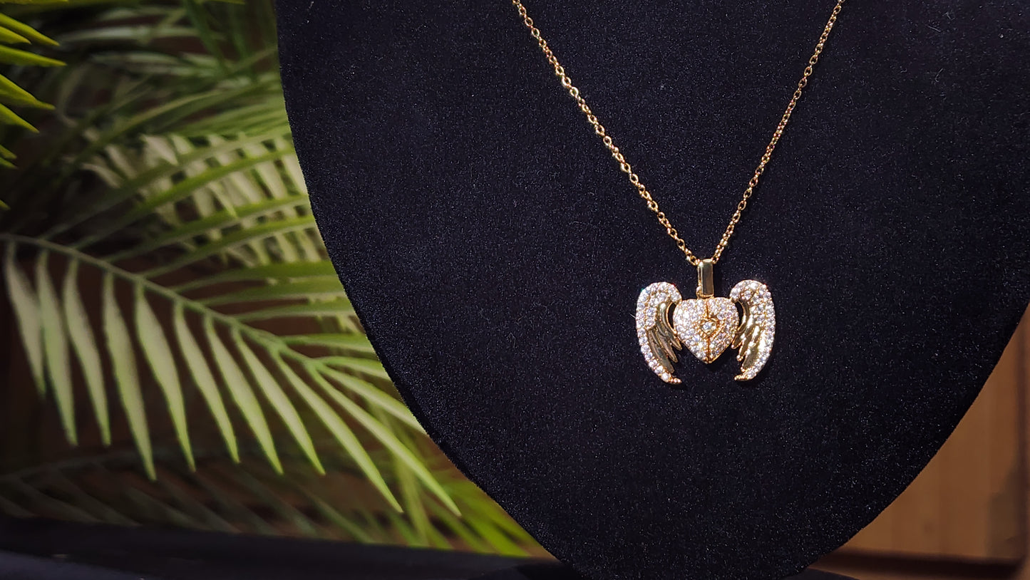 ❤️Open & Close Heart Locket❤️