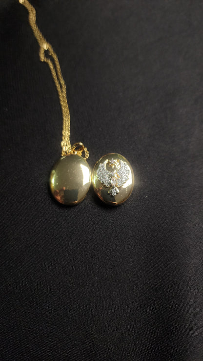 Open & Close Magic Locket