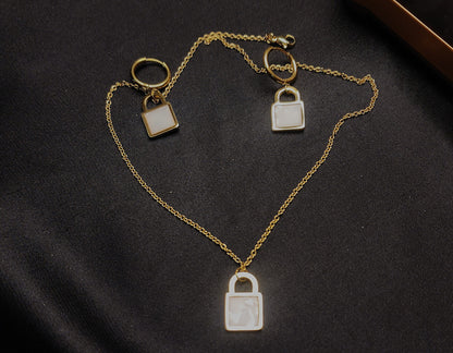 💎 Beautiful White Stone Locket Sets