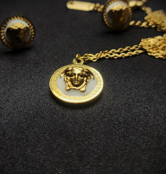 ✨ Versace Design Locket