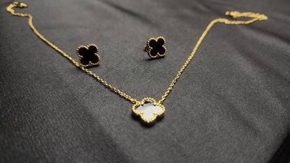 🌸 Flower Shape Locket Set