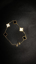 🌸 Flower Shape Bracelet