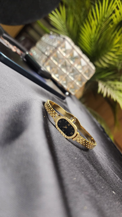 ⌚ Clock Style Bracelet