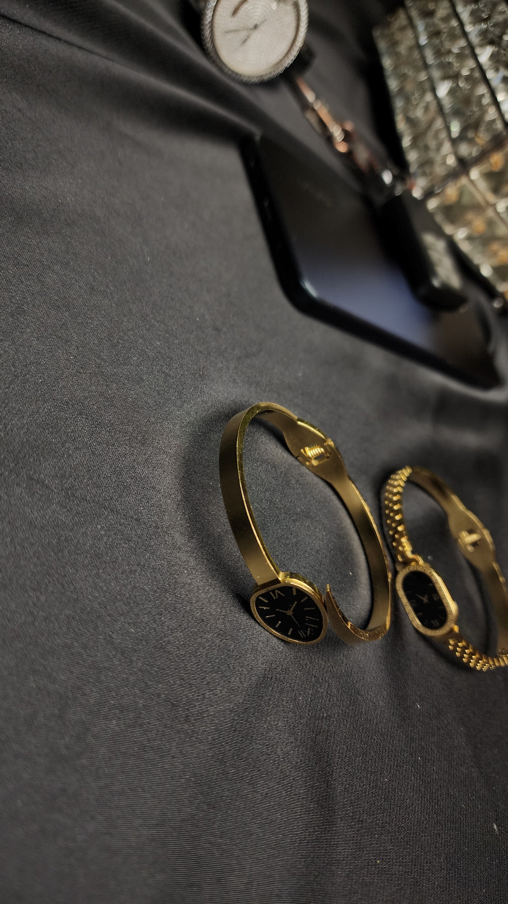 ⌚ Clock Style Bracelet