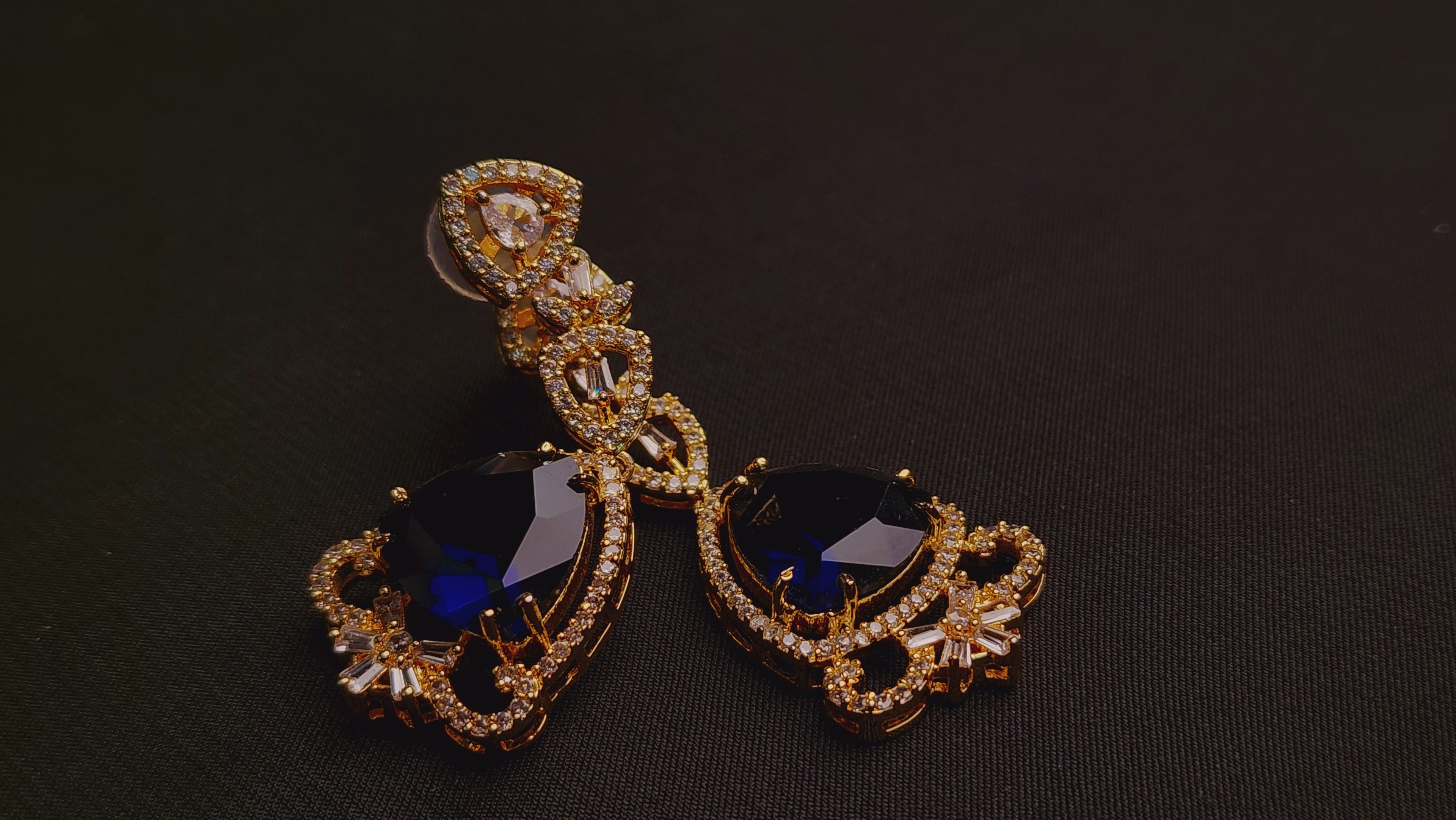 Breathtaking sapphire and AMERICAN diamond earrings