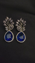 STUNNING TEARDROP SHAPED BLUE AMERICAN GEMSTONE