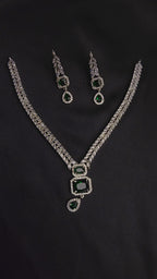 Exquisite Emerald and Diamond Jewelry Set✧˖°⋆｡˚