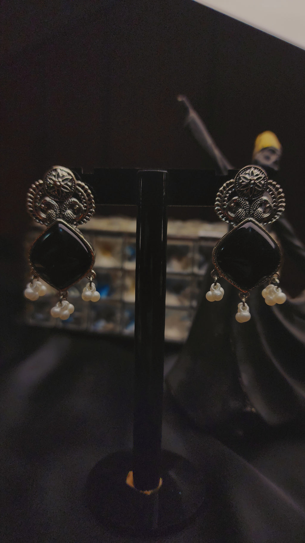 stunning silver-toned earrings BLOACK STONE