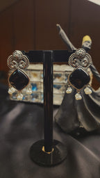 stunning silver-toned earrings BLOACK STONE