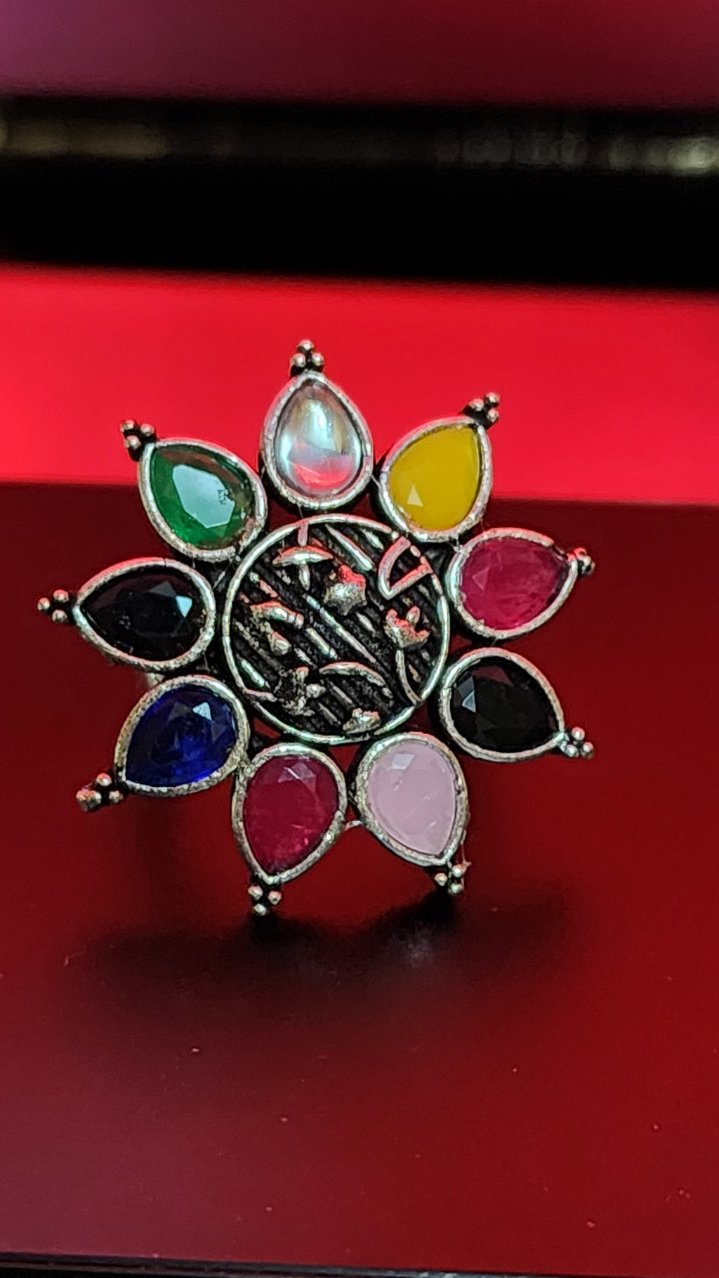 Rainbow Ring, a pop of color for every moOD