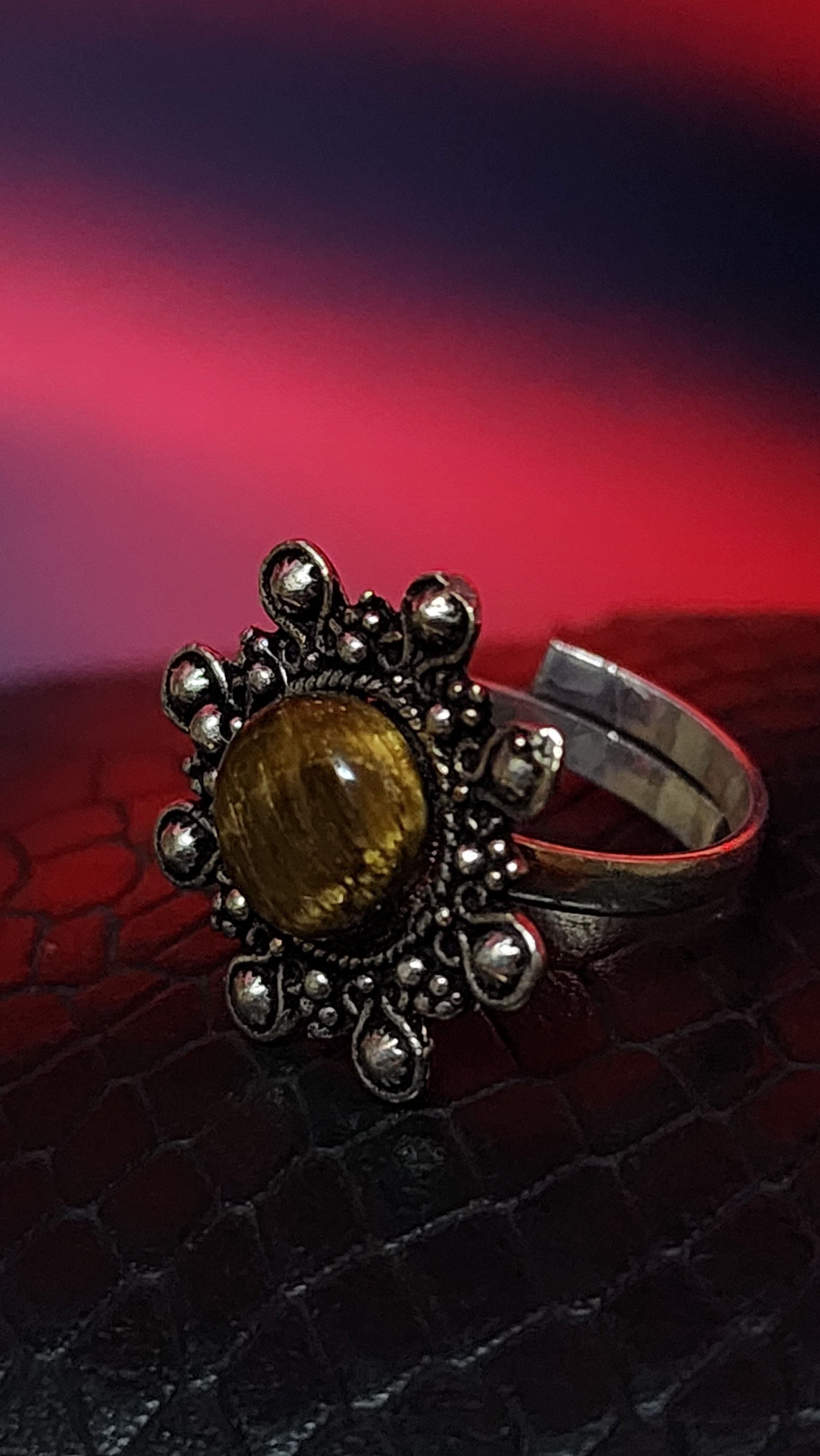 YELLOW STONE CENTER RING