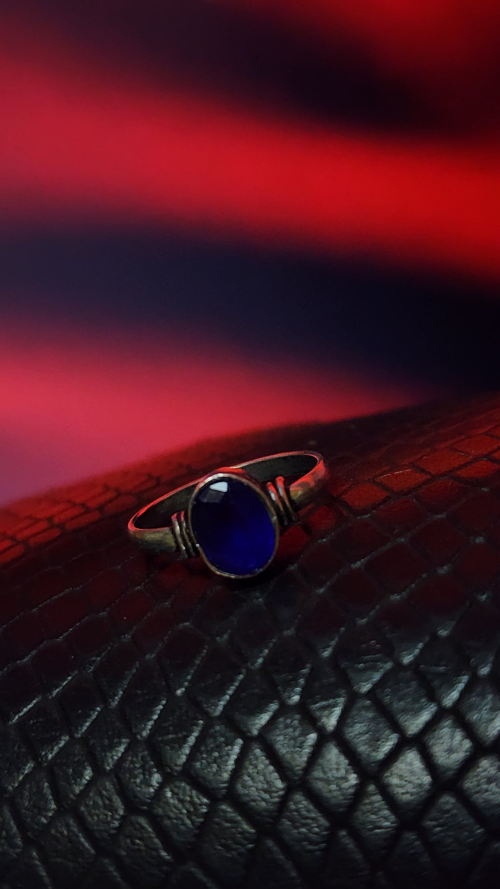 💎 Elegant Stone Ring