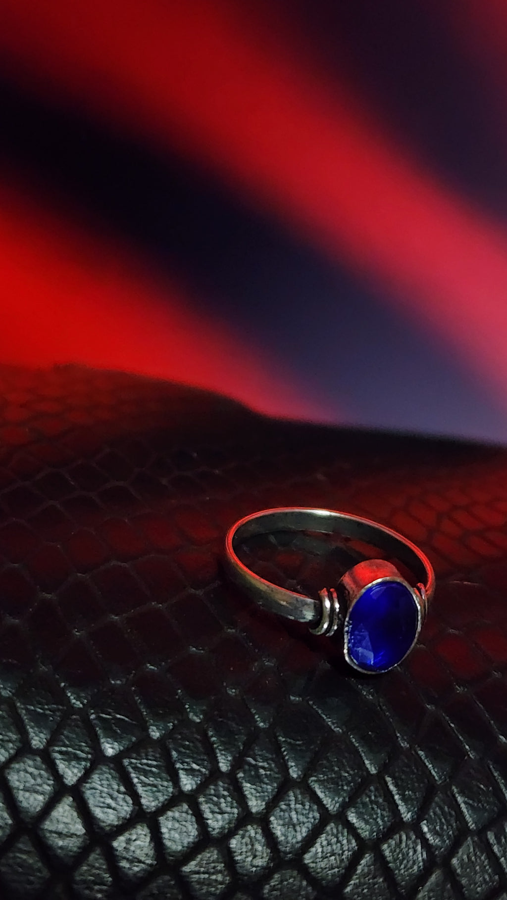 💎 Elegant Stone Ring