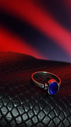 💎 Elegant Stone Ring