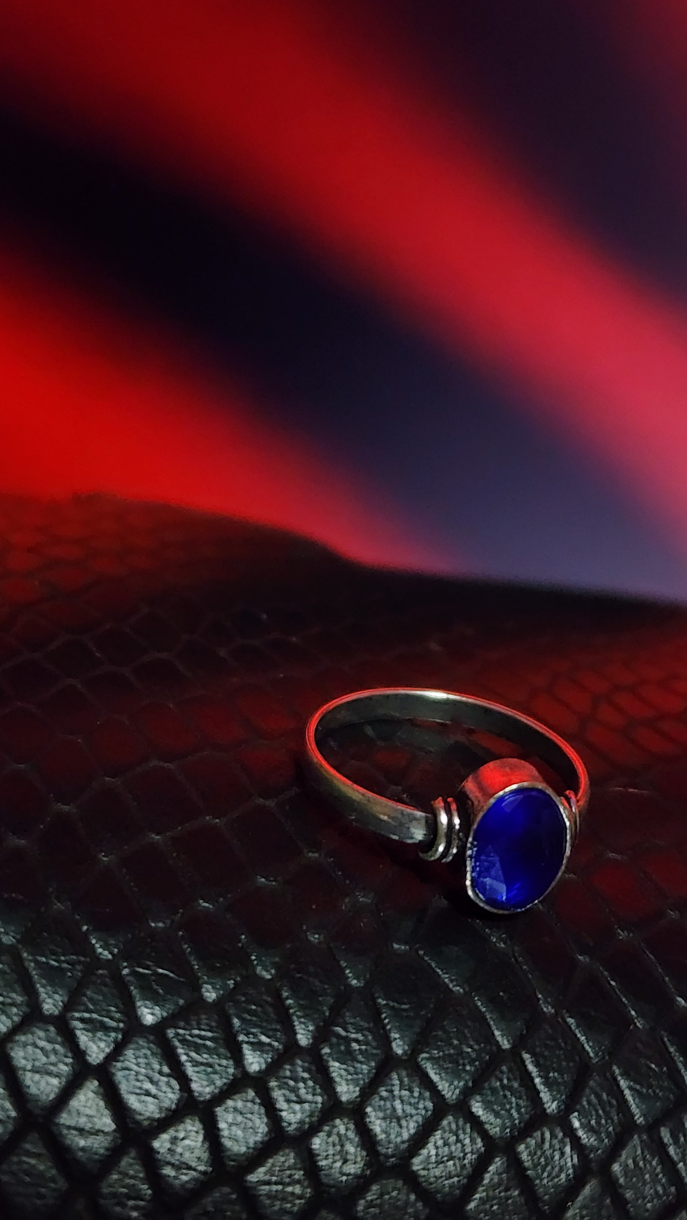 💎 Elegant Stone Ring