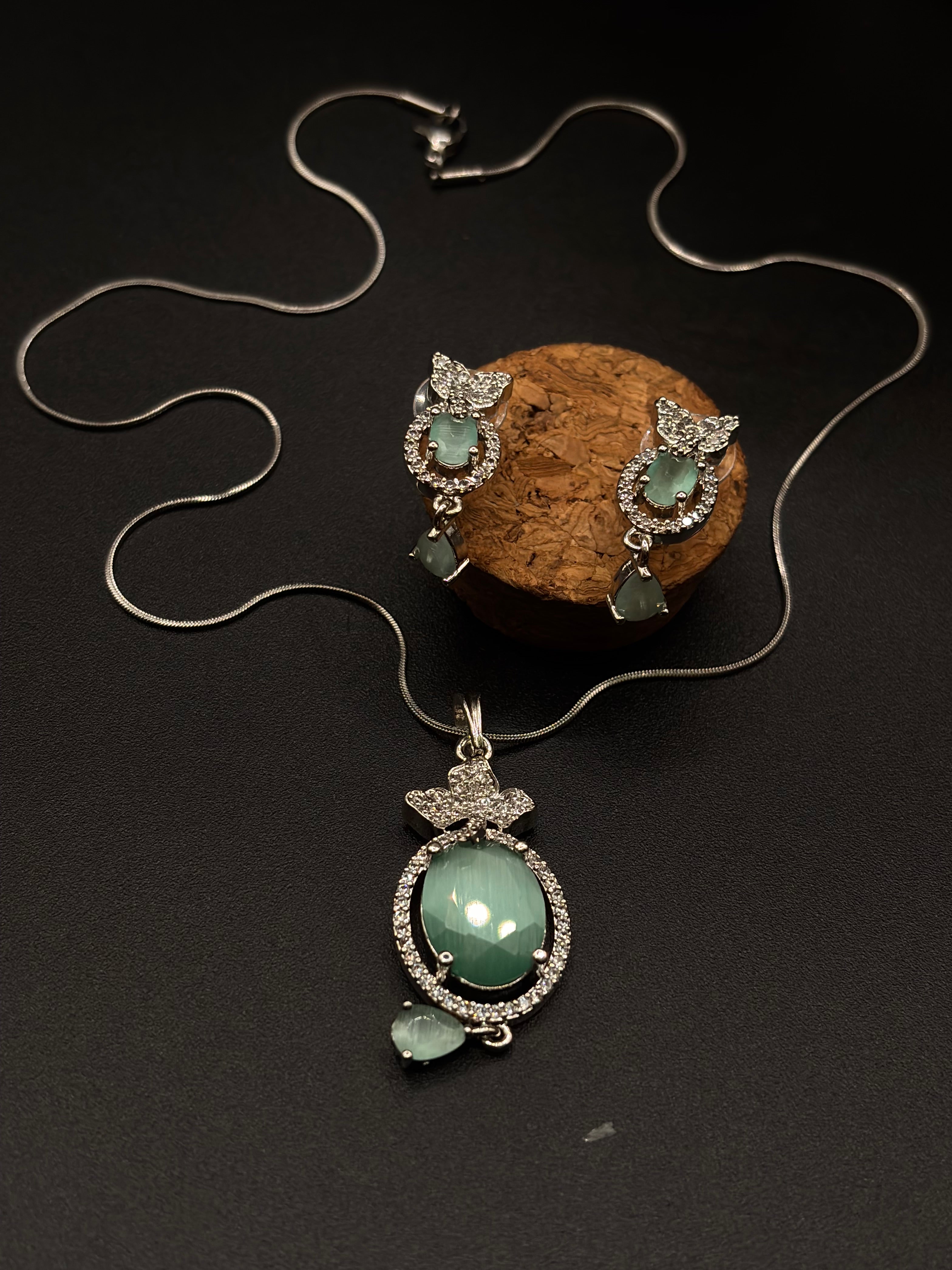 Exquisite Elegance: Discover Timeless Beauty with Our Stunning Gemstone Jewelry Set.