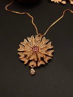 BLOSSON STYLE 1 KT PENDENT WITH BRACELET EAR RING AND FINGER RING SET