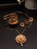 BLOSSON STYLE 1 KT PENDENT WITH BRACELET EAR RING AND FINGER RING SET