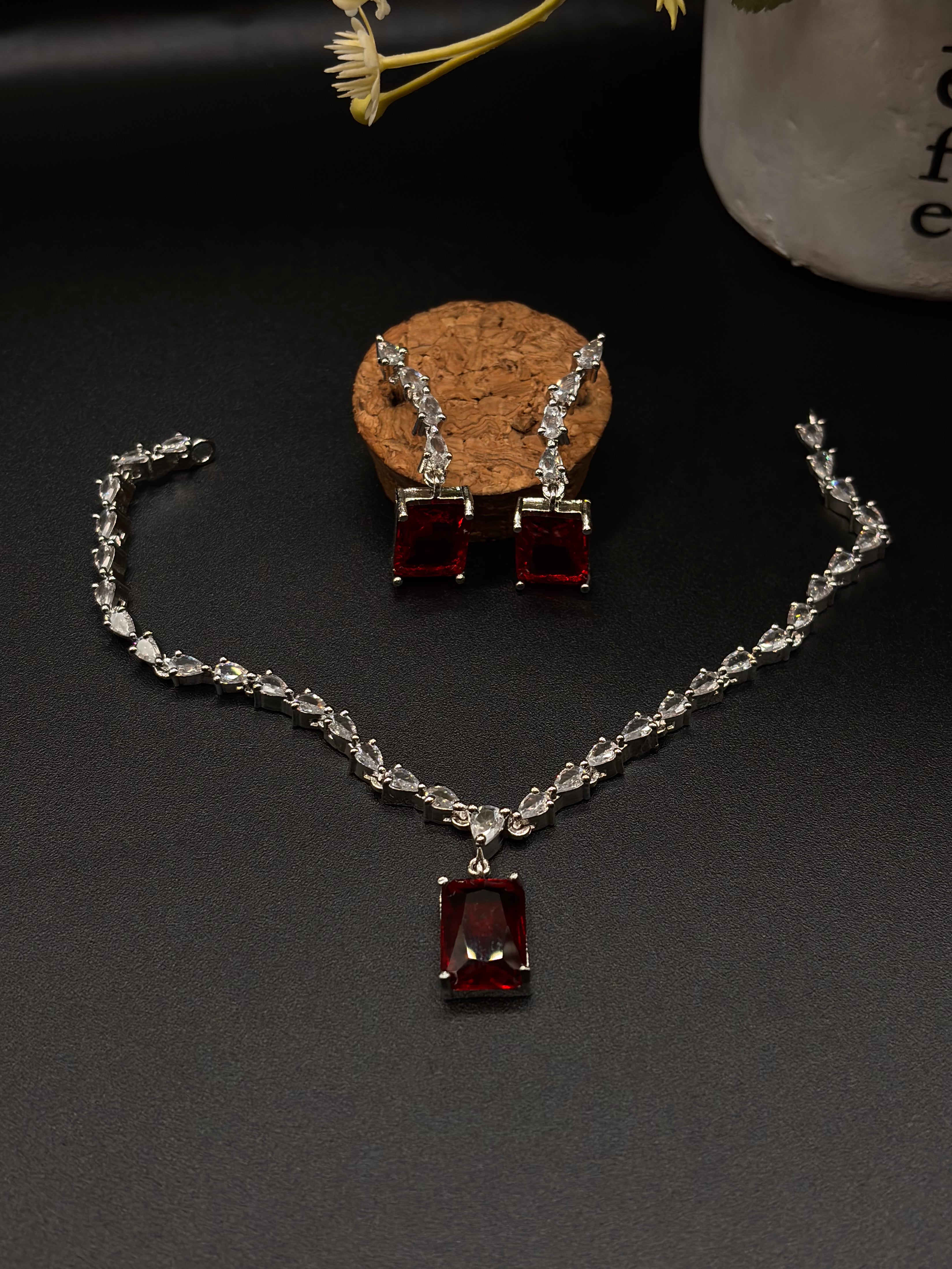 RUBY and crystal jewelry set.