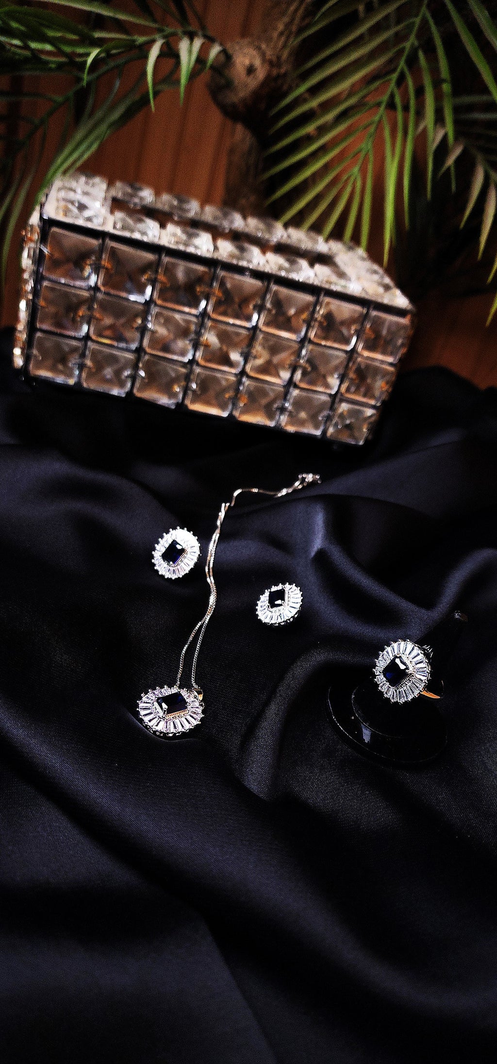 PENDANT SET