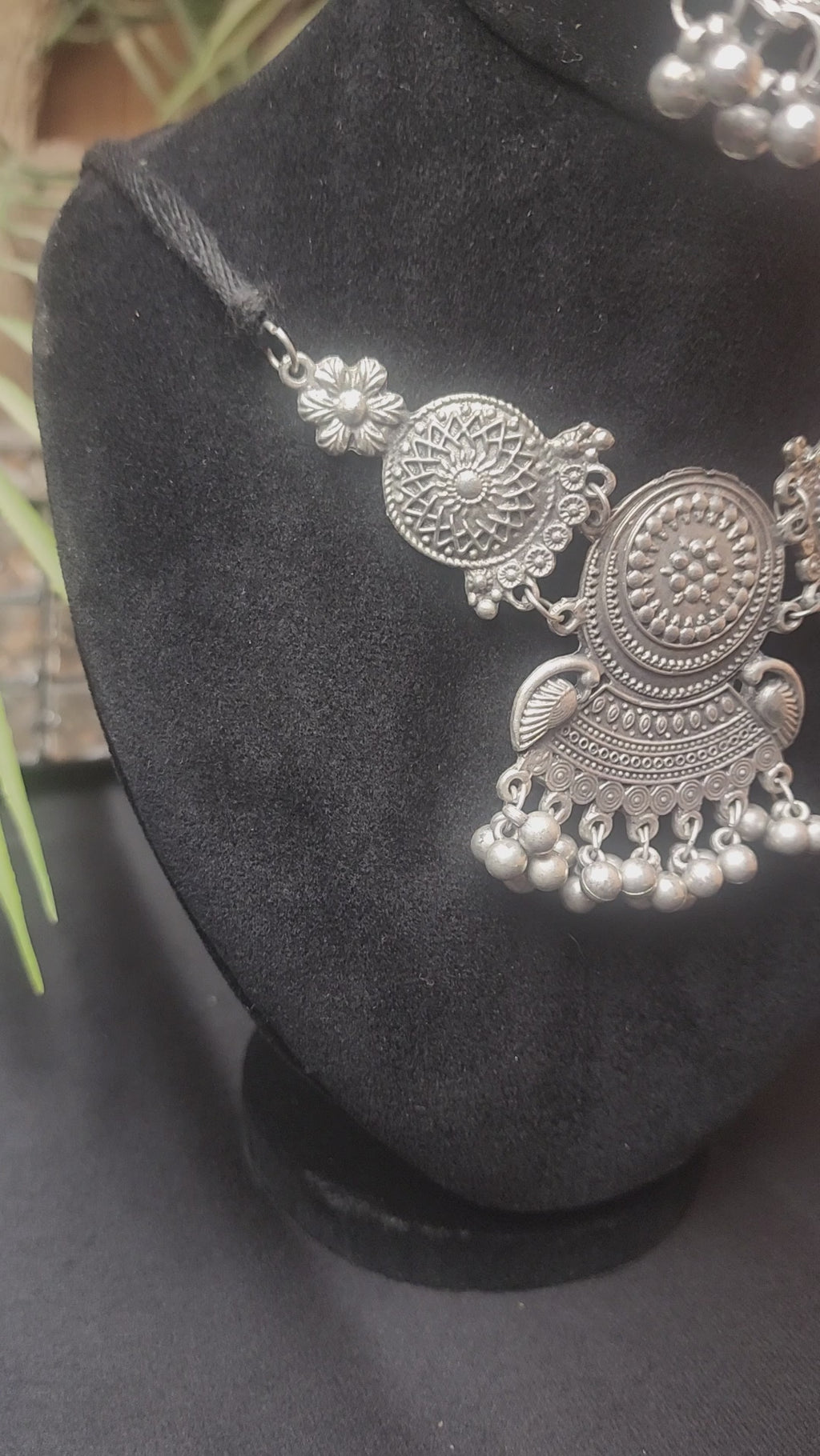 Oxidized 3-Piece Earring & Necklace Set